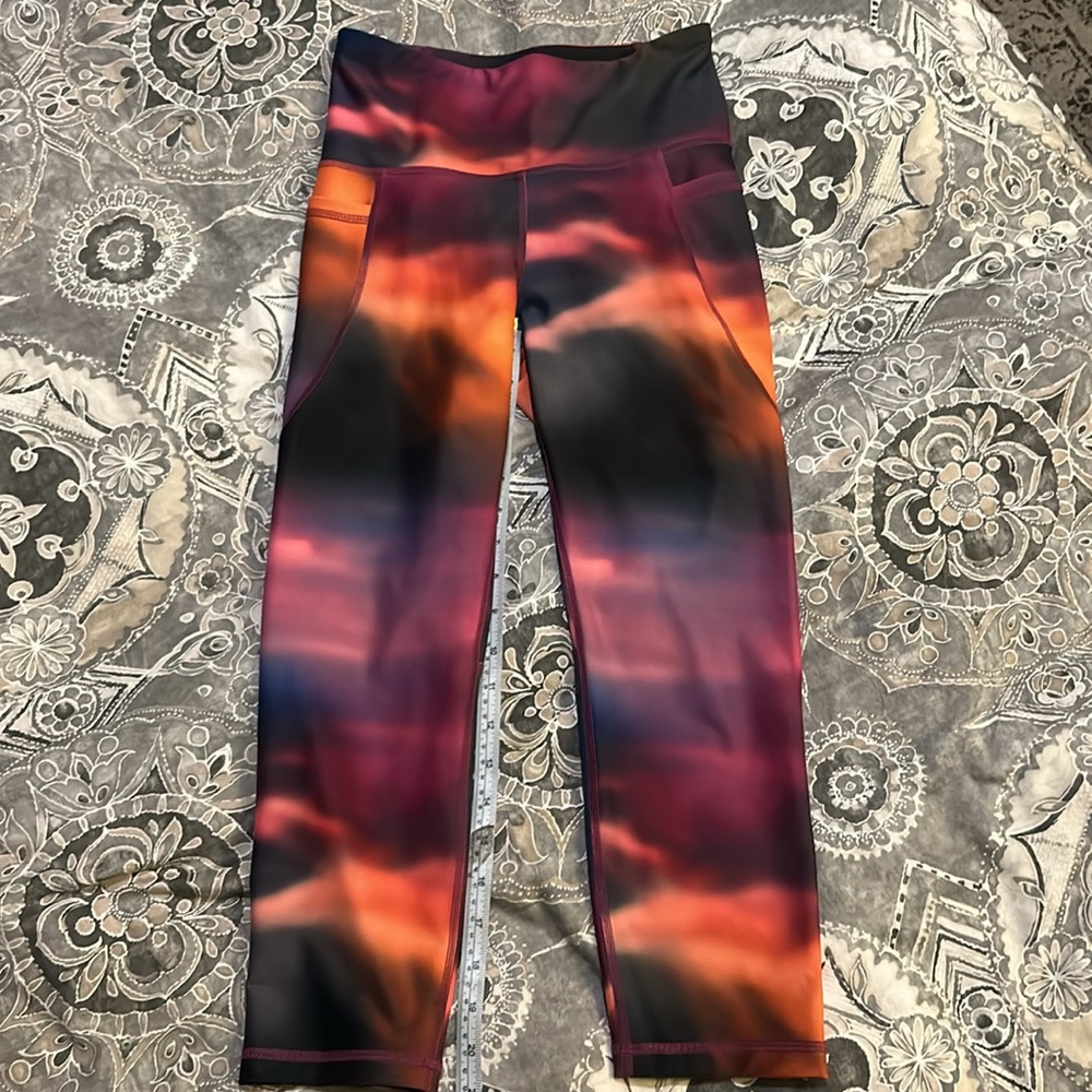 Wore Once! 2 Powersoft High Rise Crop Old Navy 21… - image 7